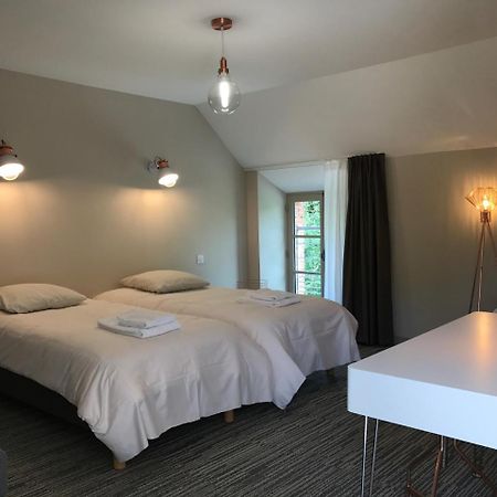 Echologia Hotel Louverné Екстериор снимка